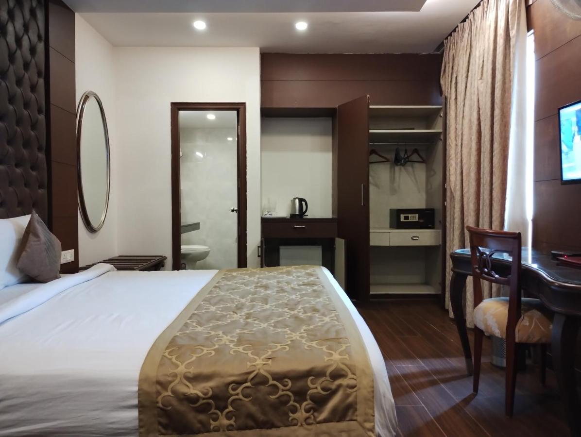 Hotel Wti Airport Grand Delhi New Delhi Ngoại thất bức ảnh