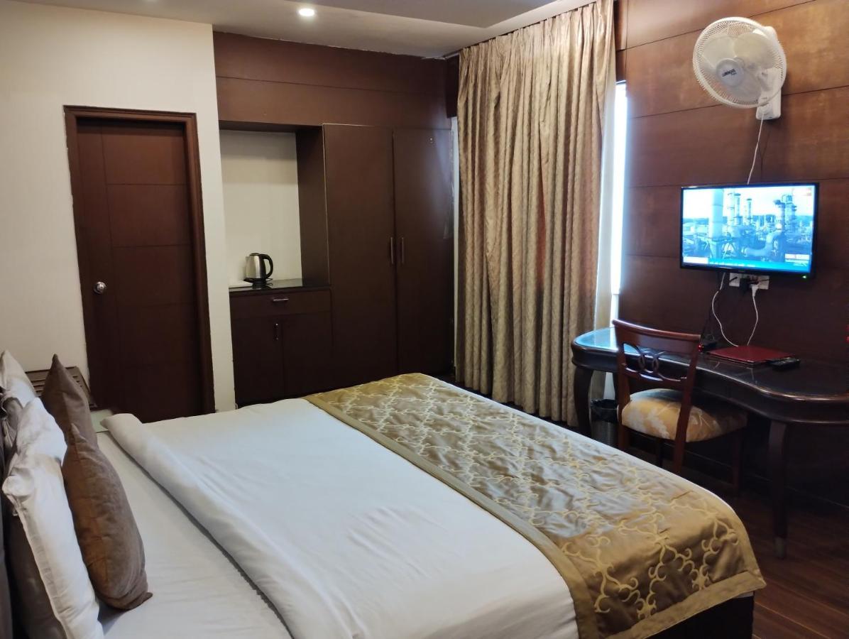 Hotel Wti Airport Grand Delhi New Delhi Ngoại thất bức ảnh