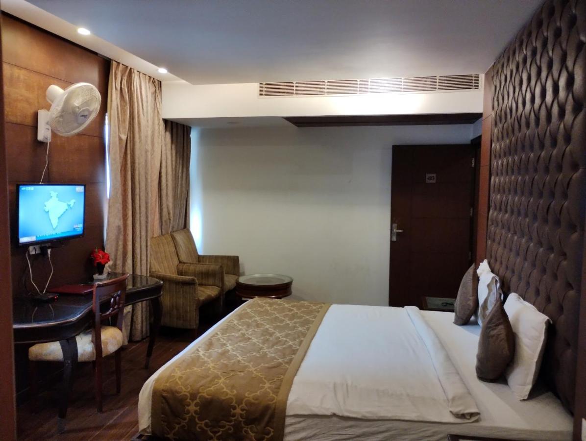 Hotel Wti Airport Grand Delhi New Delhi Ngoại thất bức ảnh