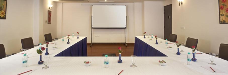 Hotel Wti Airport Grand Delhi New Delhi Ngoại thất bức ảnh