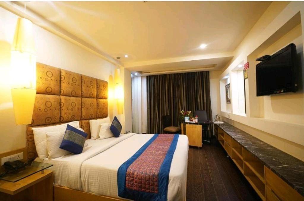 Hotel Wti Airport Grand Delhi New Delhi Ngoại thất bức ảnh